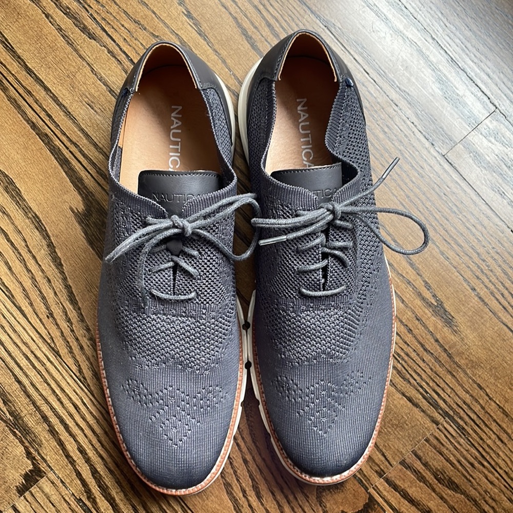 Nautica Mens Size 12 - Gray Wrenwood Knit